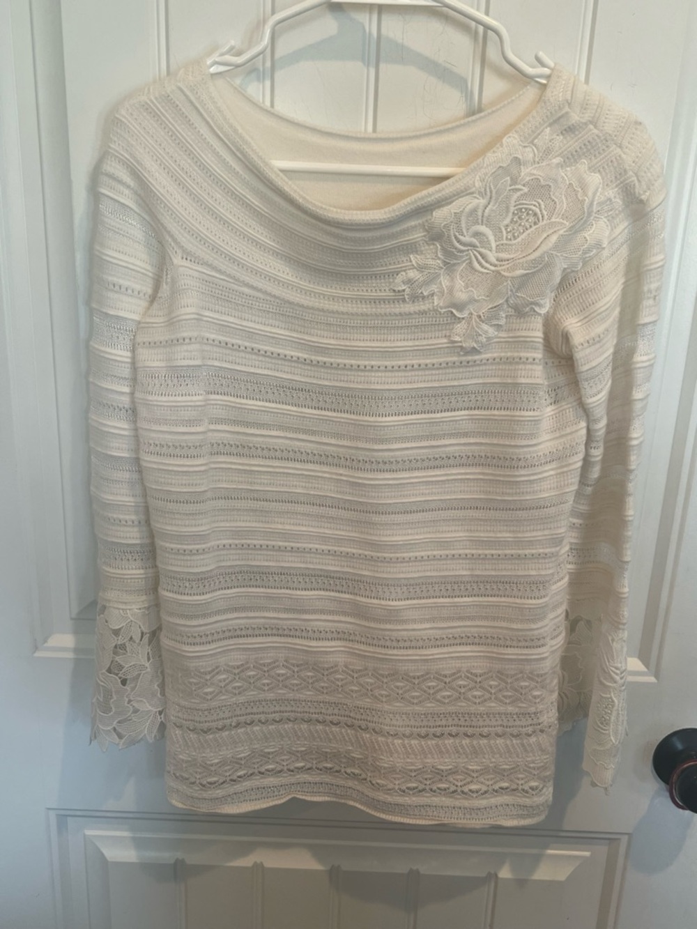 Cartise white tape lace Lace Lightweight Sweater Top Small